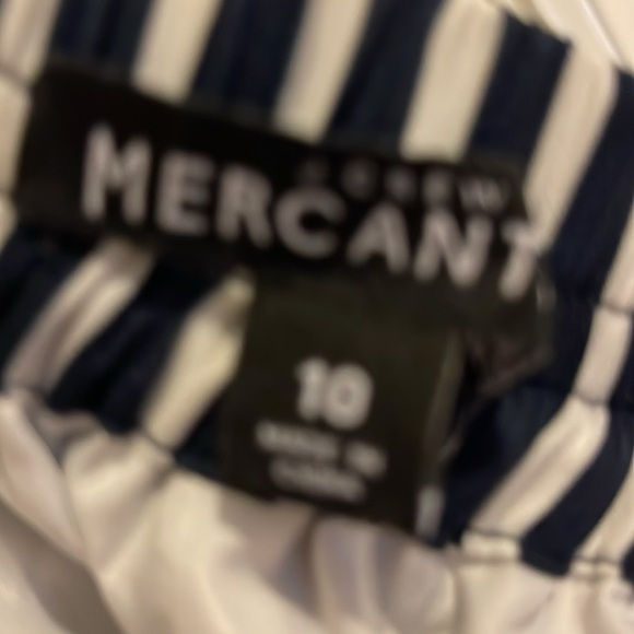 Lined pattern skirt - 23” long - nice satin lining - Picture 5 of 5